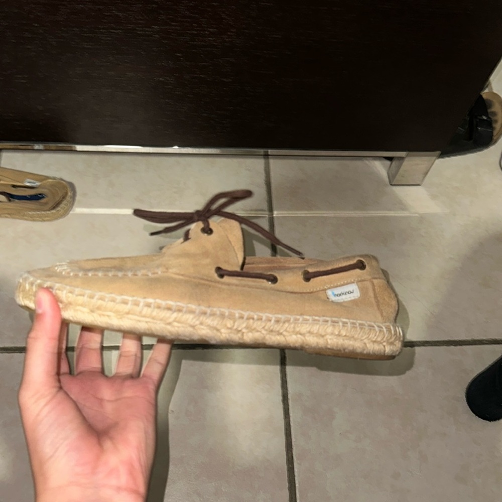 brown shoes